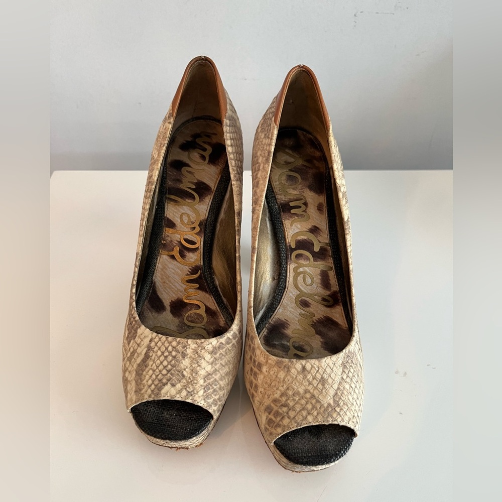 Sam Edelman snake pumps